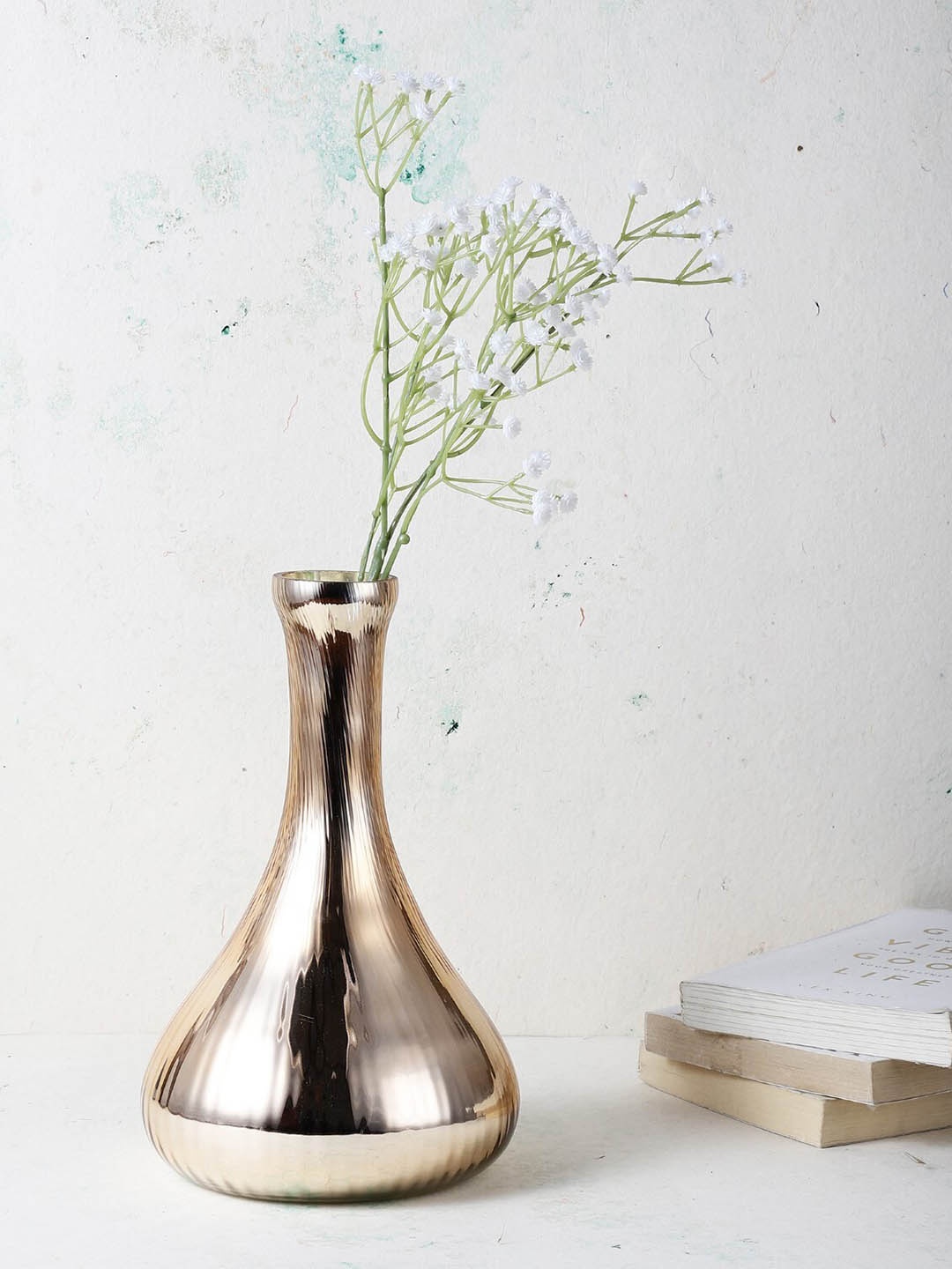

The Decor Mart Gold-Toned Tall Neck Glass Vase
