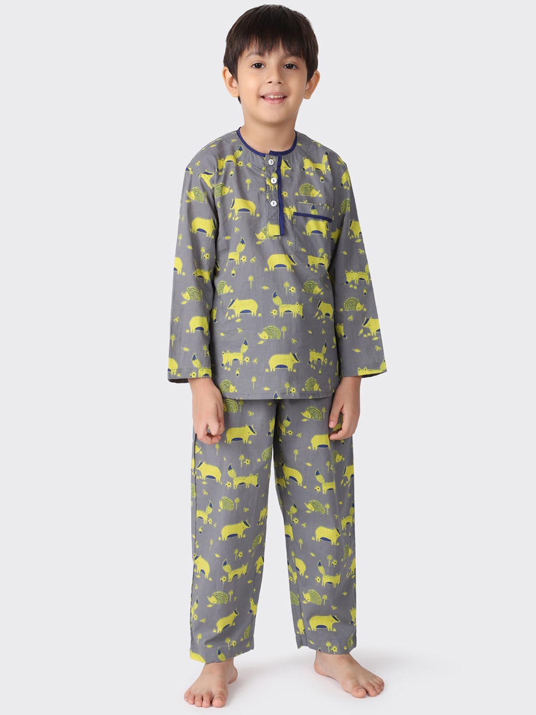 

Fabindia Boys Grey & Yellow Conversational Printed Night suit