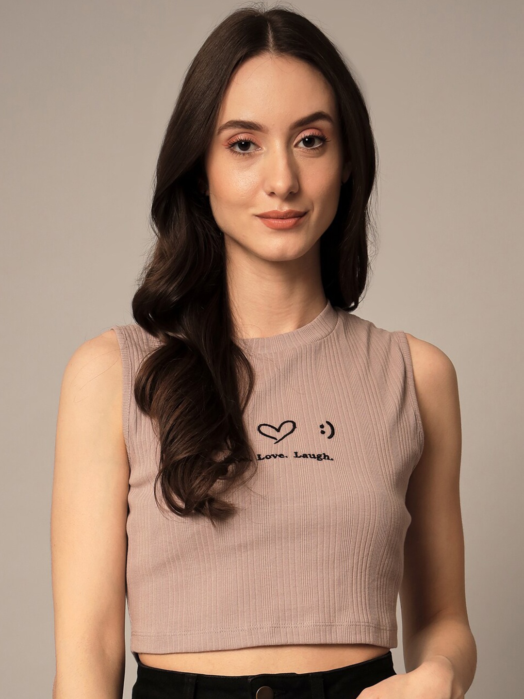 

Yaadleen Women Mauve Embroidered Pure Cotton Fitted Crop Top
