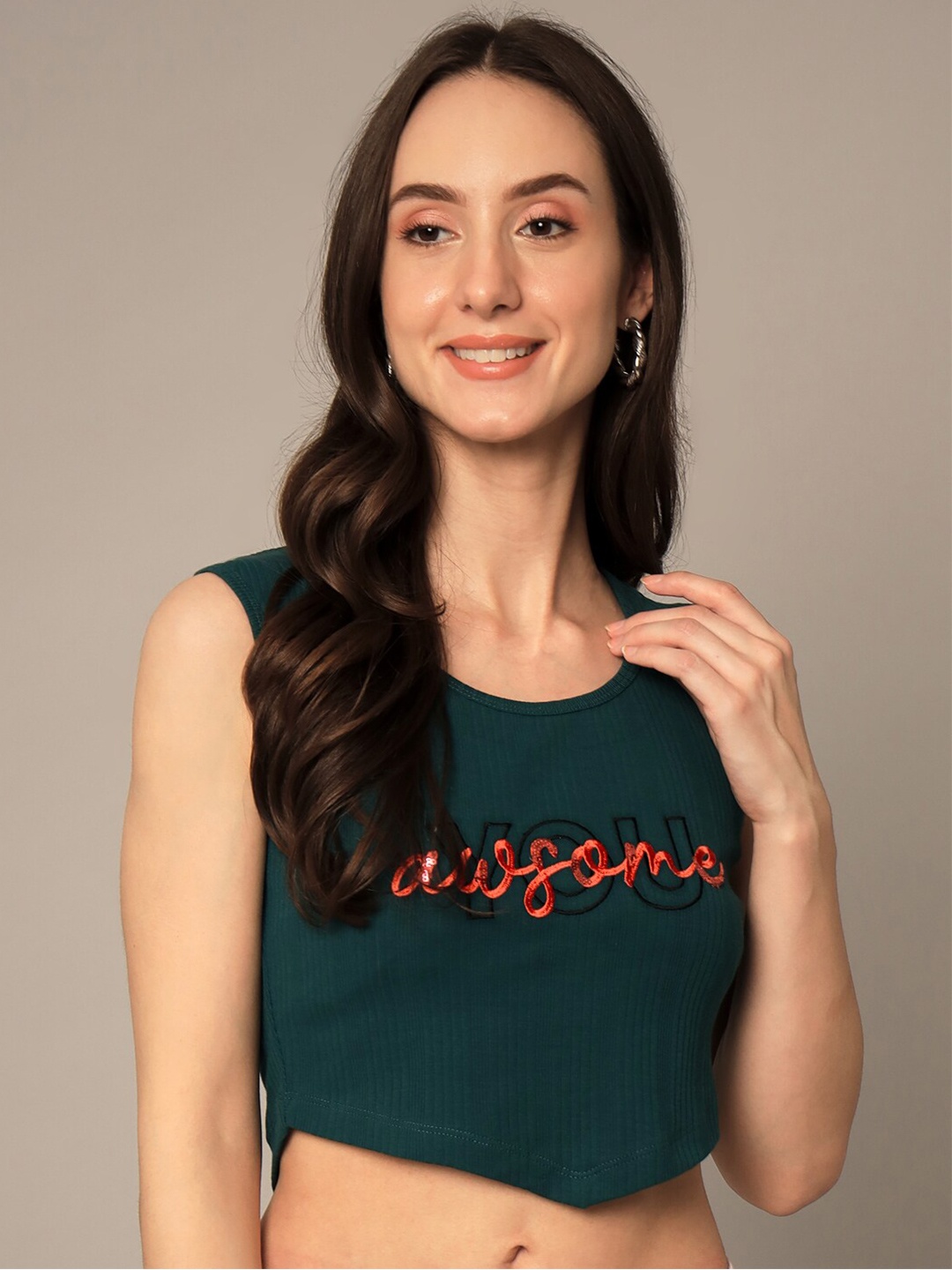 

Yaadleen Women Green & Orange Embellished Pure Cotton Fitted Crop Top