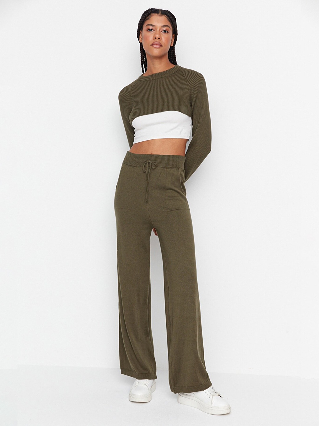 

Trendyol Women Khaki Solid Crop Top and Trousers Co-Ords Set