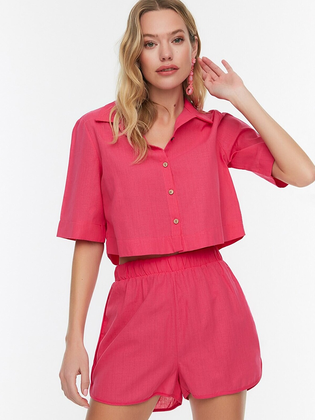 

Trendyol Women Fuchsia Pure Cotton Shirt with Shorts
