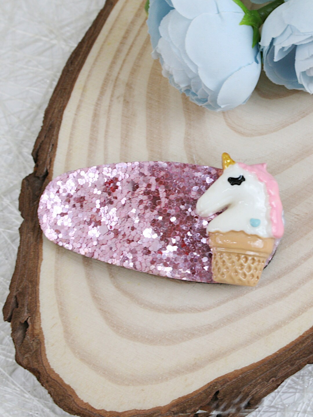 

Asthetika Kids Girls Pink & White Embellished Tic Tac Hair Clip