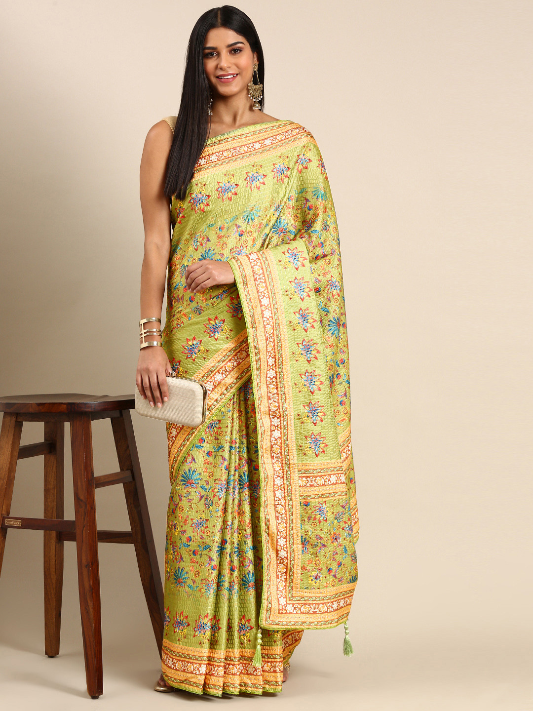 

kasee Floral Printed Satin Saree, Multi