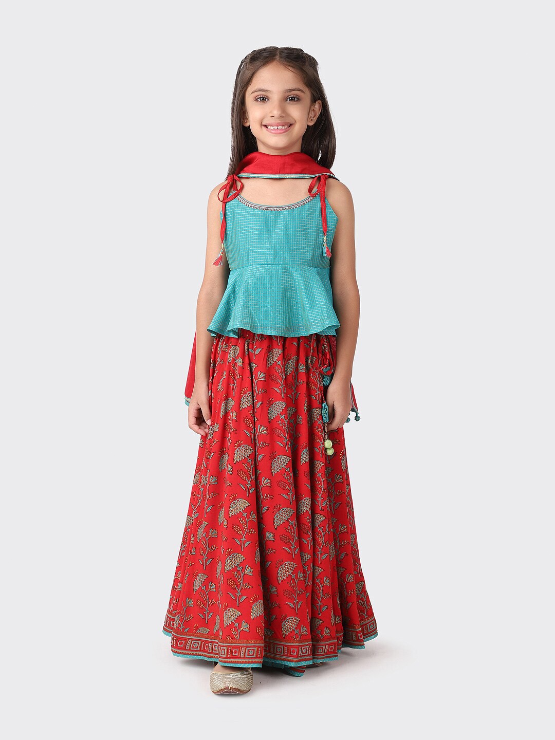 

Fabindia Girls Red & Blue Printed Thread Work Block Print Lehenga & Blouse With Dupatta