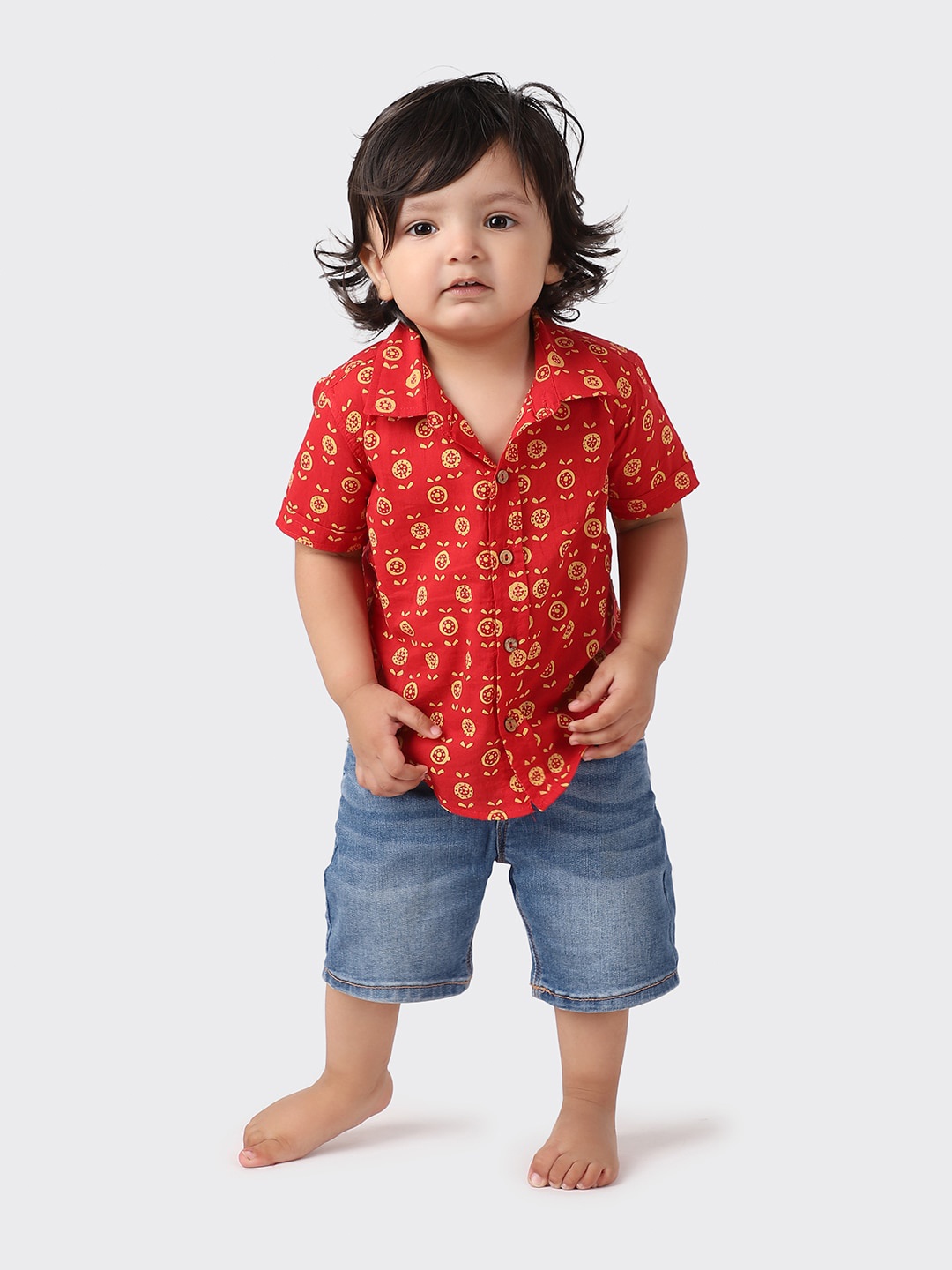 

Fabindia Boys Printed Casual Shirt, Red