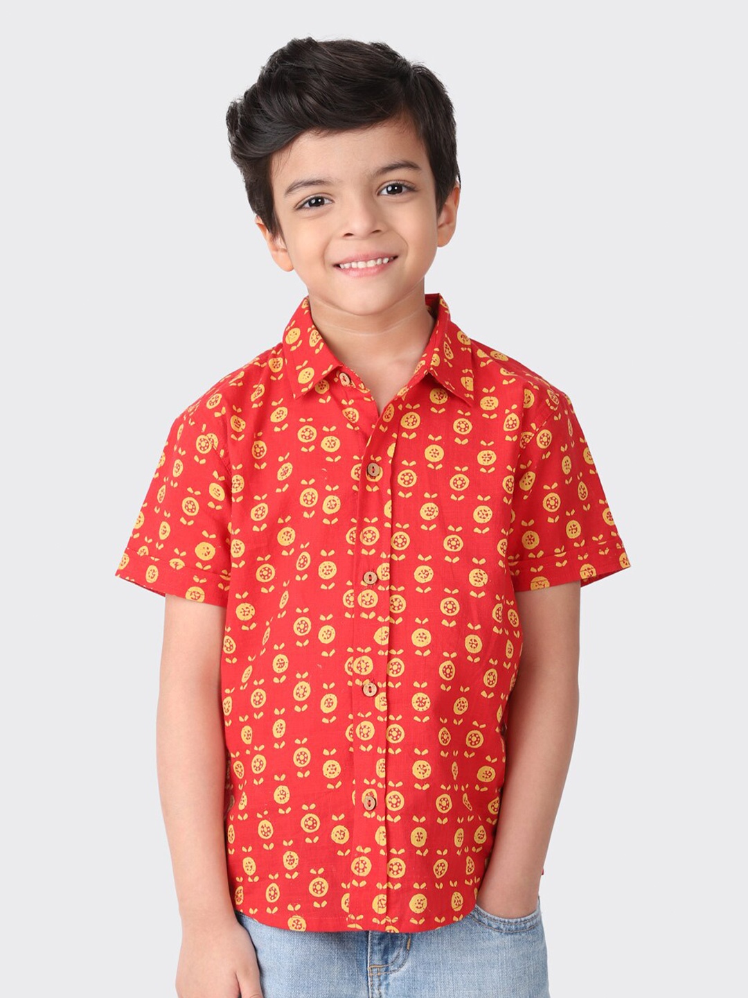

Fabindia Boys Red & Yellow Cotton Printed Casual Shirt