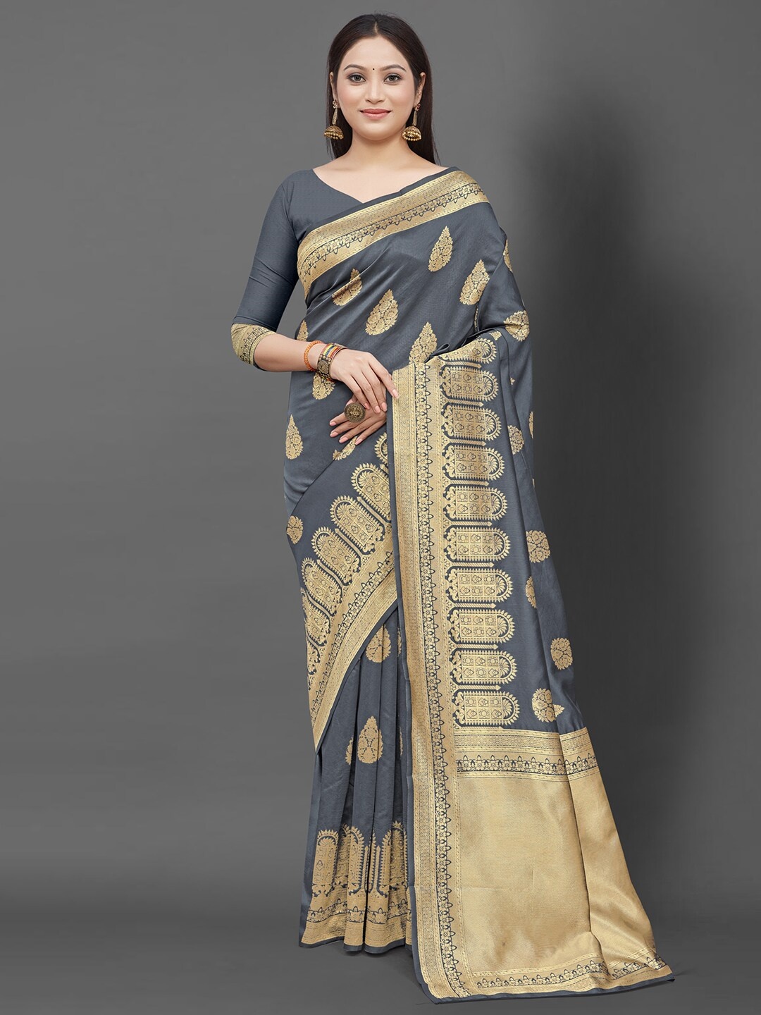 

Mitera Grey & Gold-Toned Ethnic Motifs Zari Silk Blend Banarasi Saree