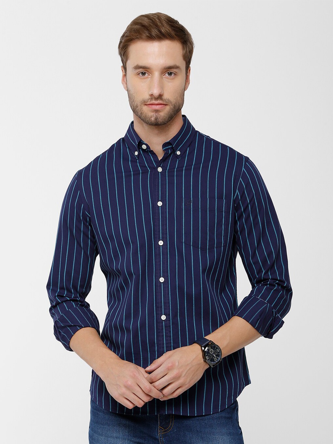 

Double Two Men Navy Blue Slim Fit Striped Cotton Casual Shirt