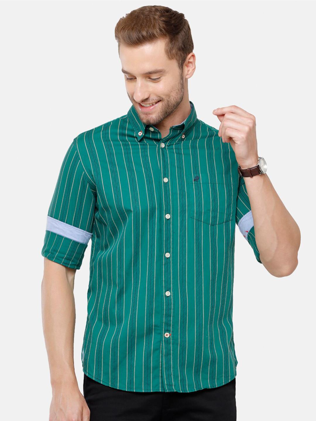 

Double Two Men Green Slim Fit Striped Cotton Casual Shirt