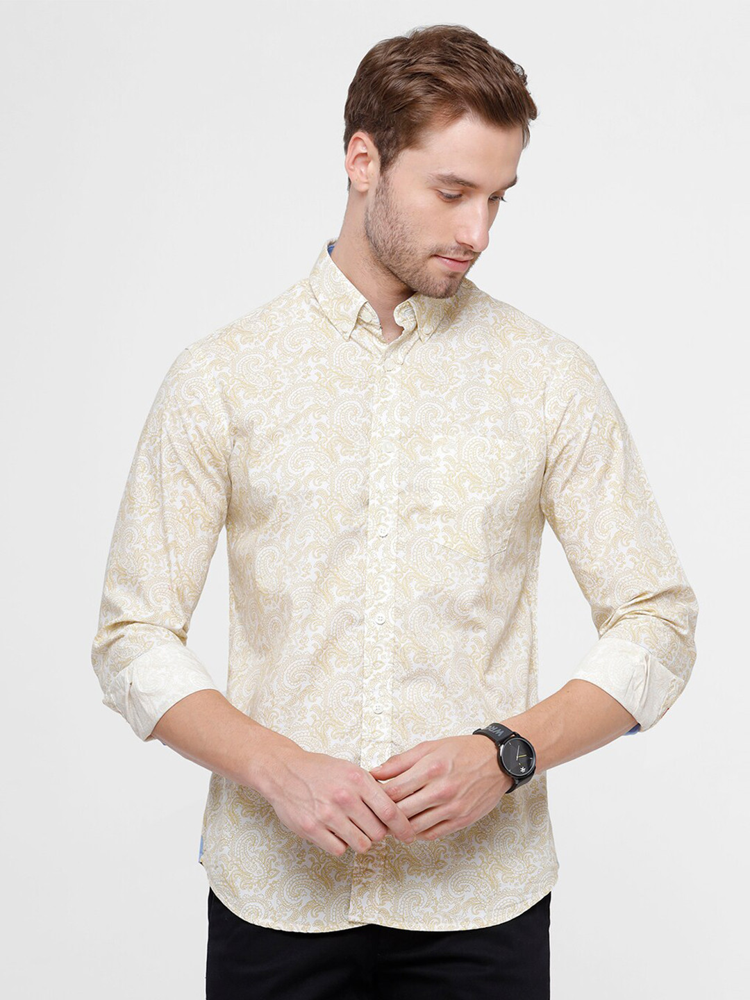 

Double Two Men Yellow Slim Fit Printed Casual Shirt