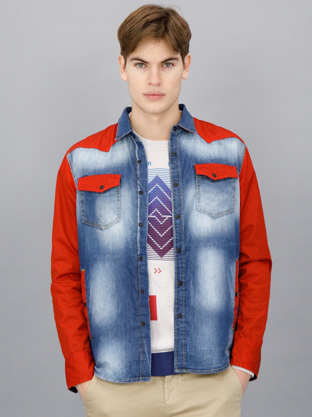 

FREESOUL Men Blue & Red Washed Denim Jacket with Patchwork