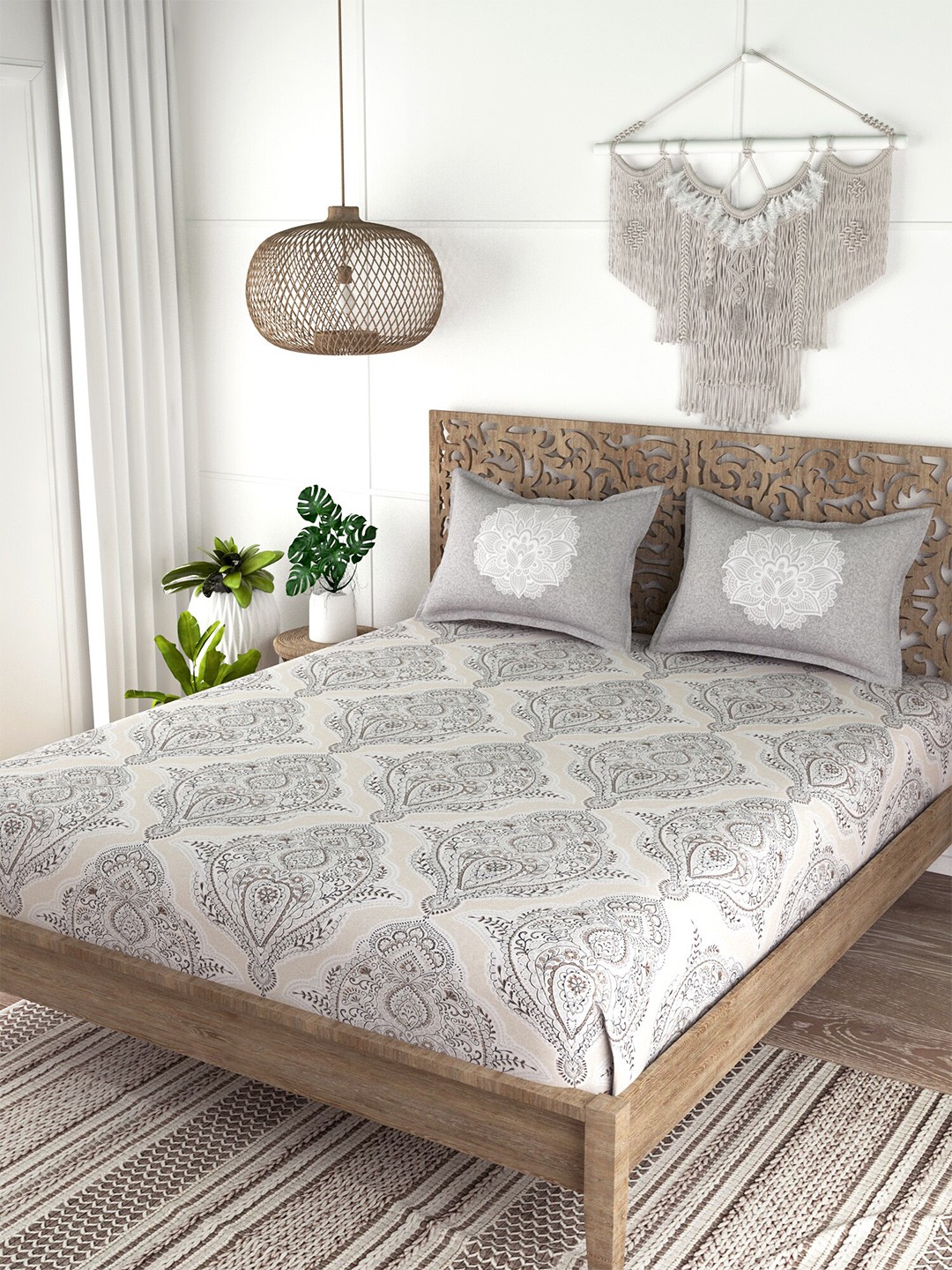 

EverHOME White & Grey Ethnic Motifs 210 TC King Bedsheet with 2 Pillow Covers
