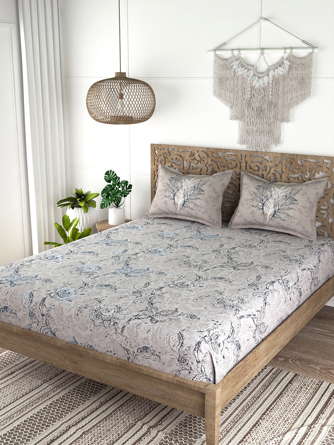 

EverHOME White & Grey Floral 210 TC King Bedsheet with 2 Pillow Covers