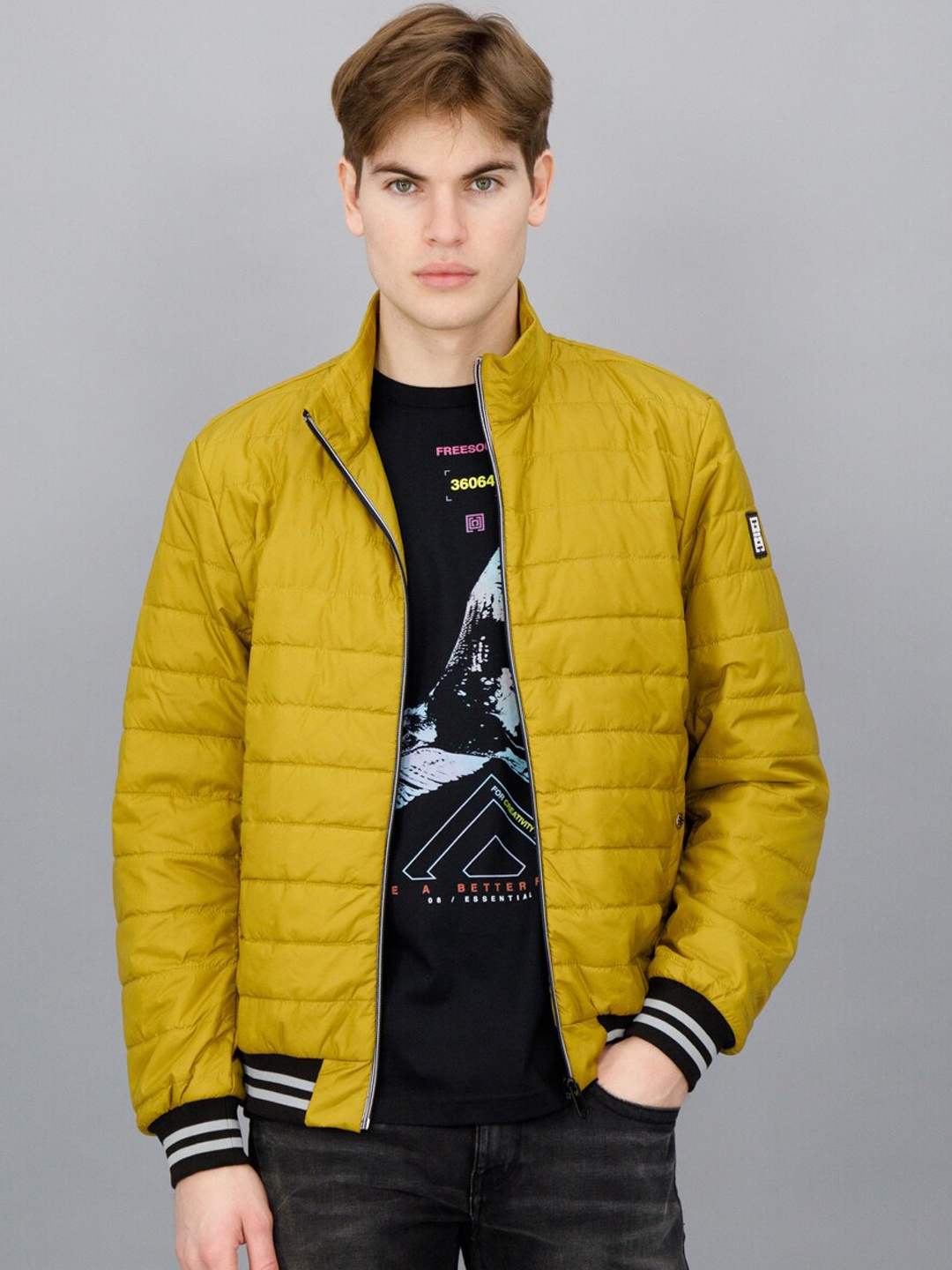 

FREESOUL Men Yellow Striped Bomber Jacket