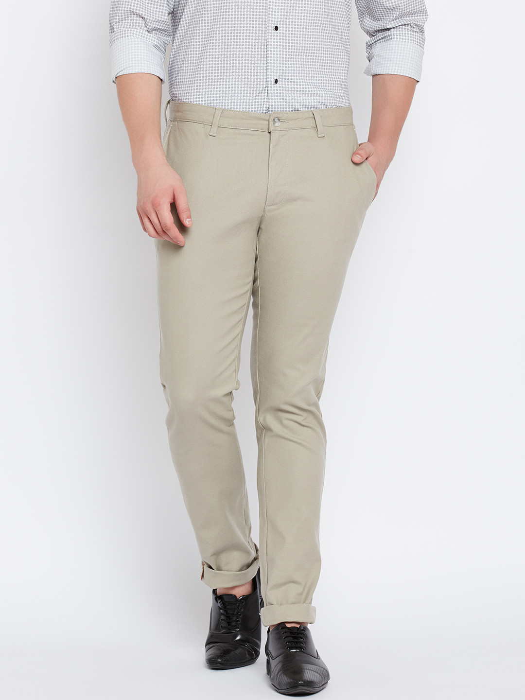 

Blackberrys Men Beige Sharp Fit Solid Formal Trousers