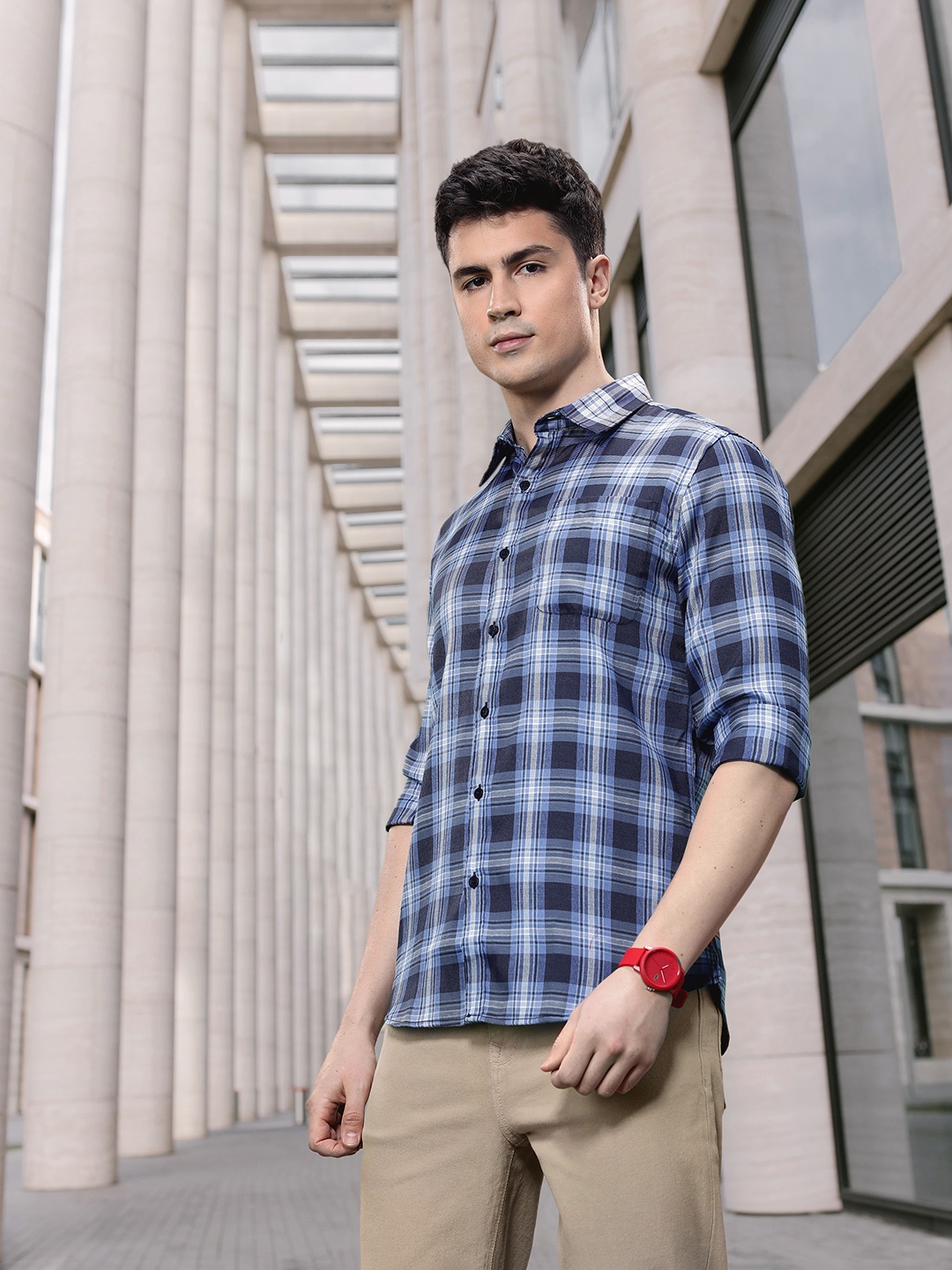 

encore by INVICTUS Men Checked Casual Shirt, Blue
