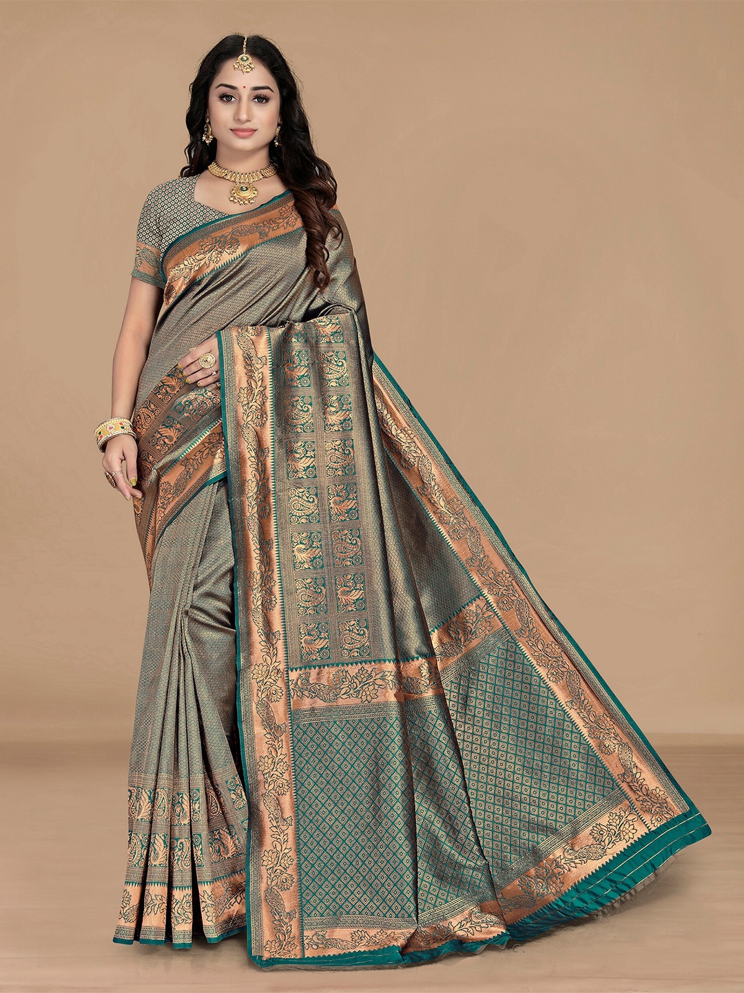 

Sidhidata Green & Gold-Toned Woven Design Zari Silk Blend Banarasi Saree