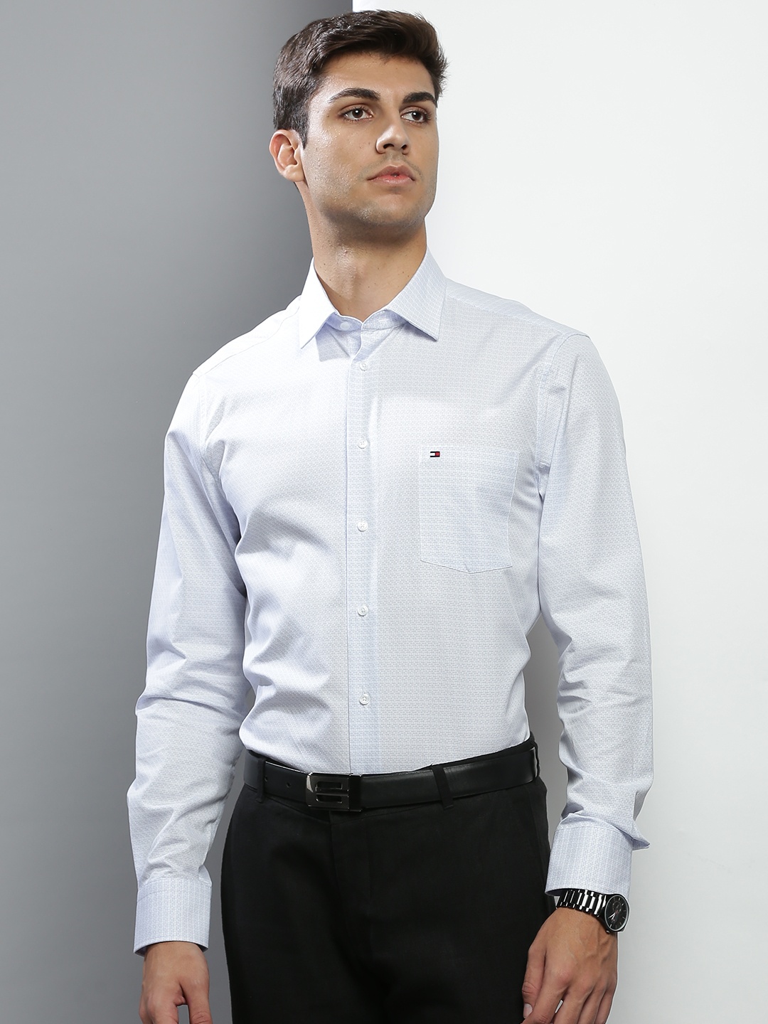 

Tommy Hilfiger Men Blue Printed Cotton Formal Shirt
