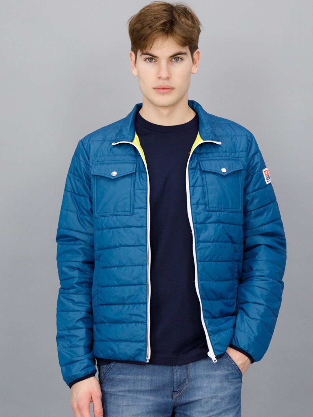 

FREESOUL Men Blue Solid Padded Jacket
