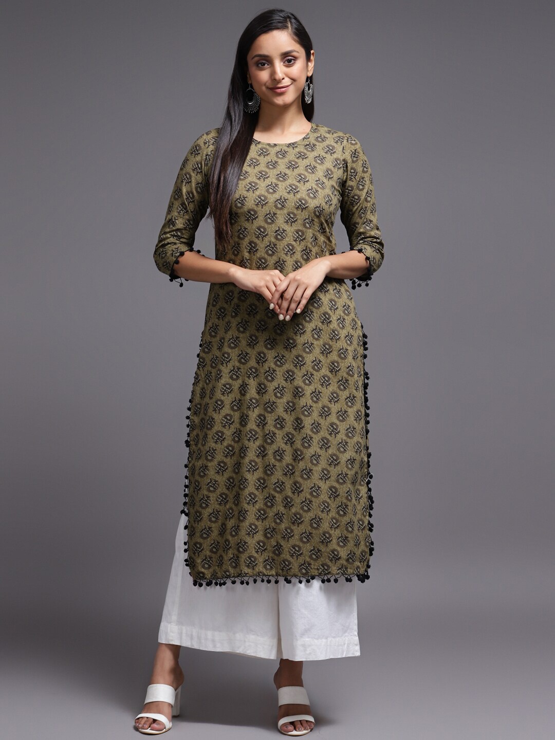 

KALINI Women Green Floral Printed Straight Fit Cotton Kurta