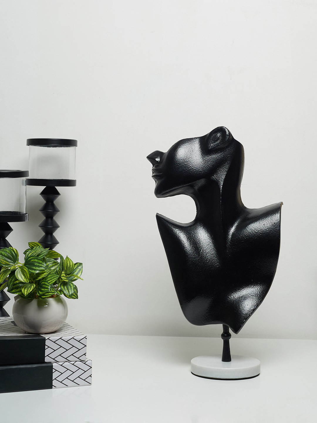 

HomeTown Black Aluminium and Marble Human Showpiece