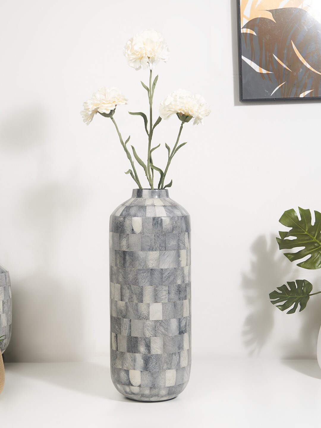 

HomeTown White & Grey Textured Vases