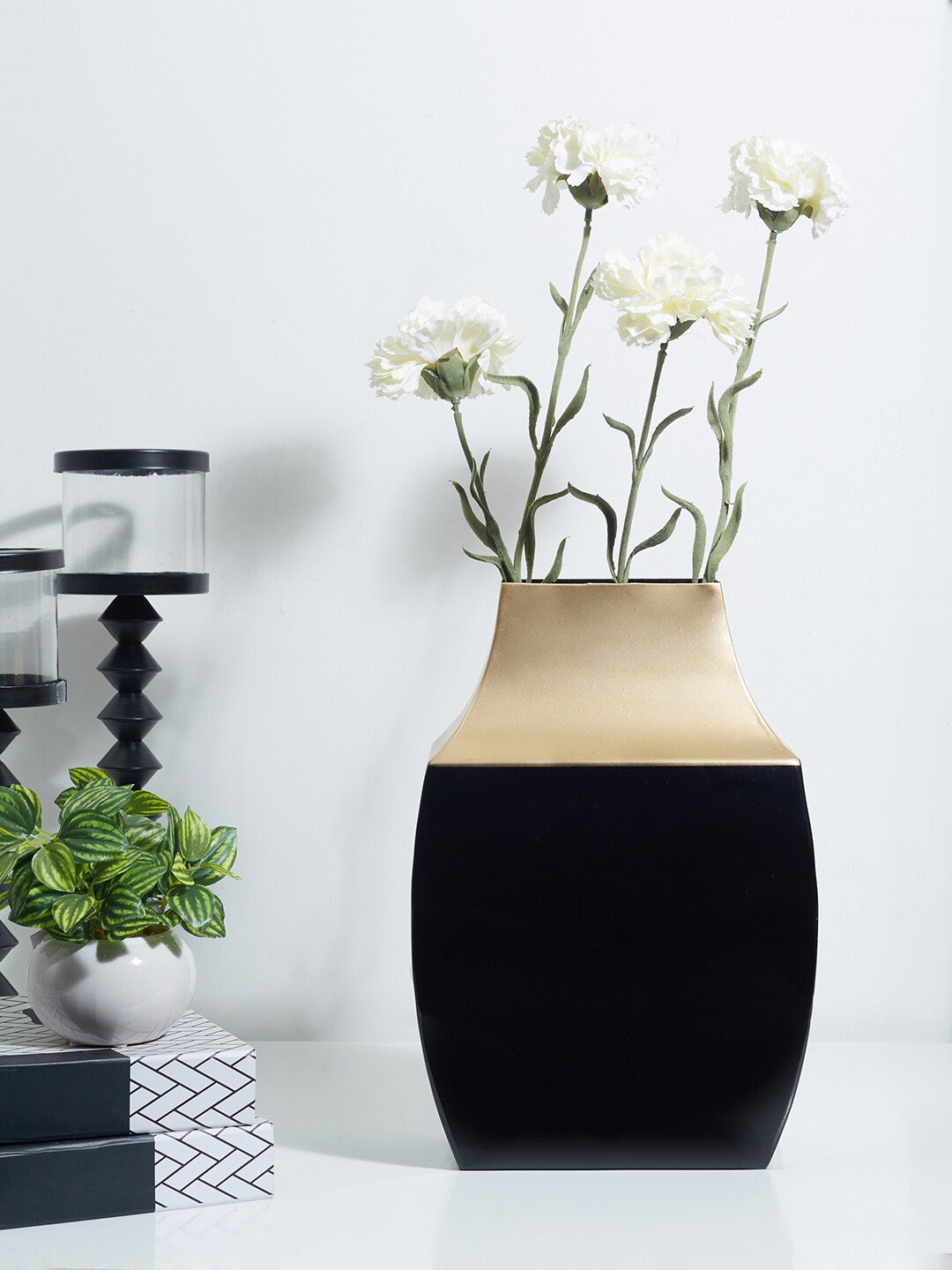 

HomeTown sovereign Black & Gold Colourblocked Vase