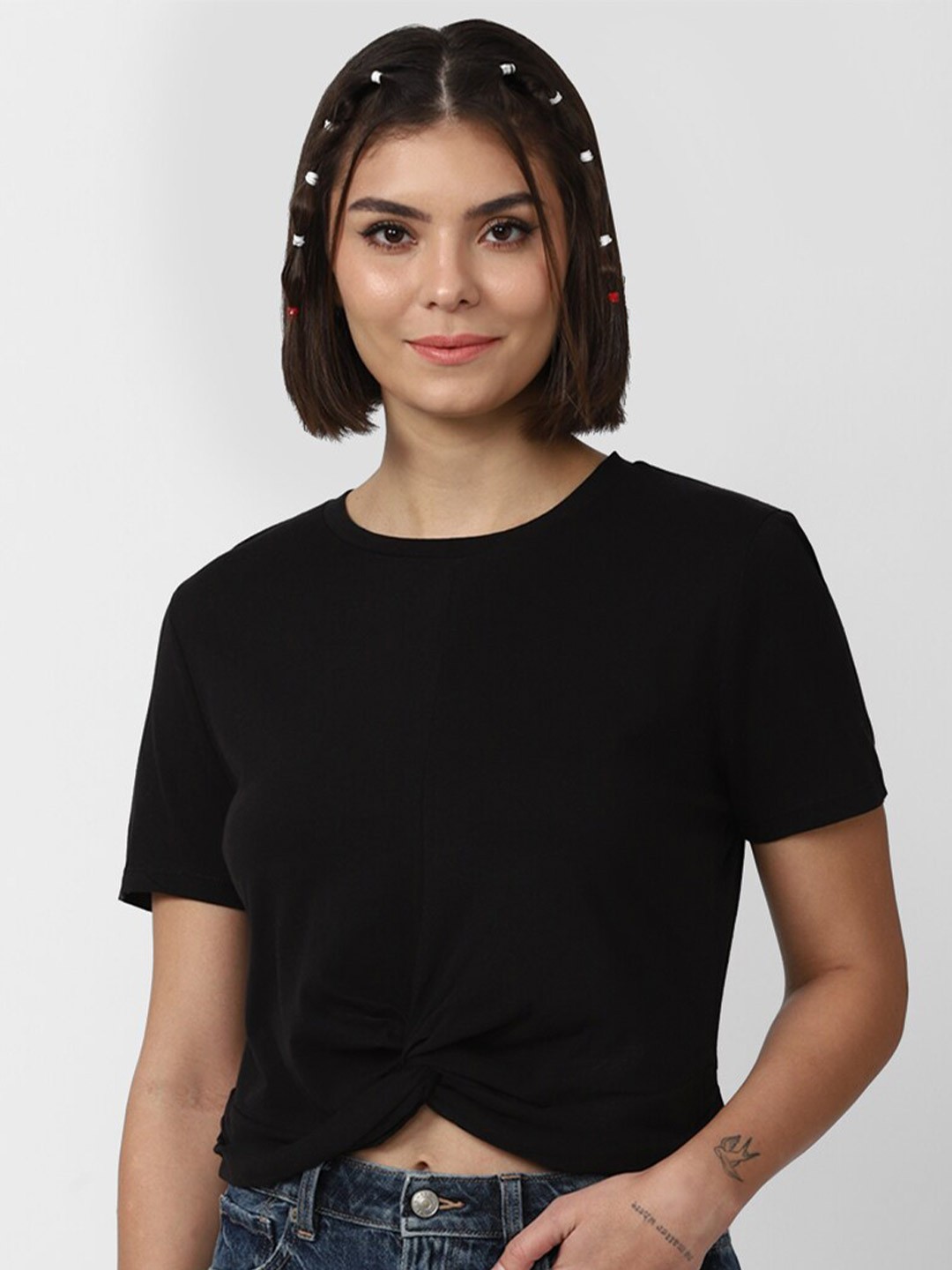 

FOREVER 21 Women Pure Cotton Solid Twisted Crop Top, Black
