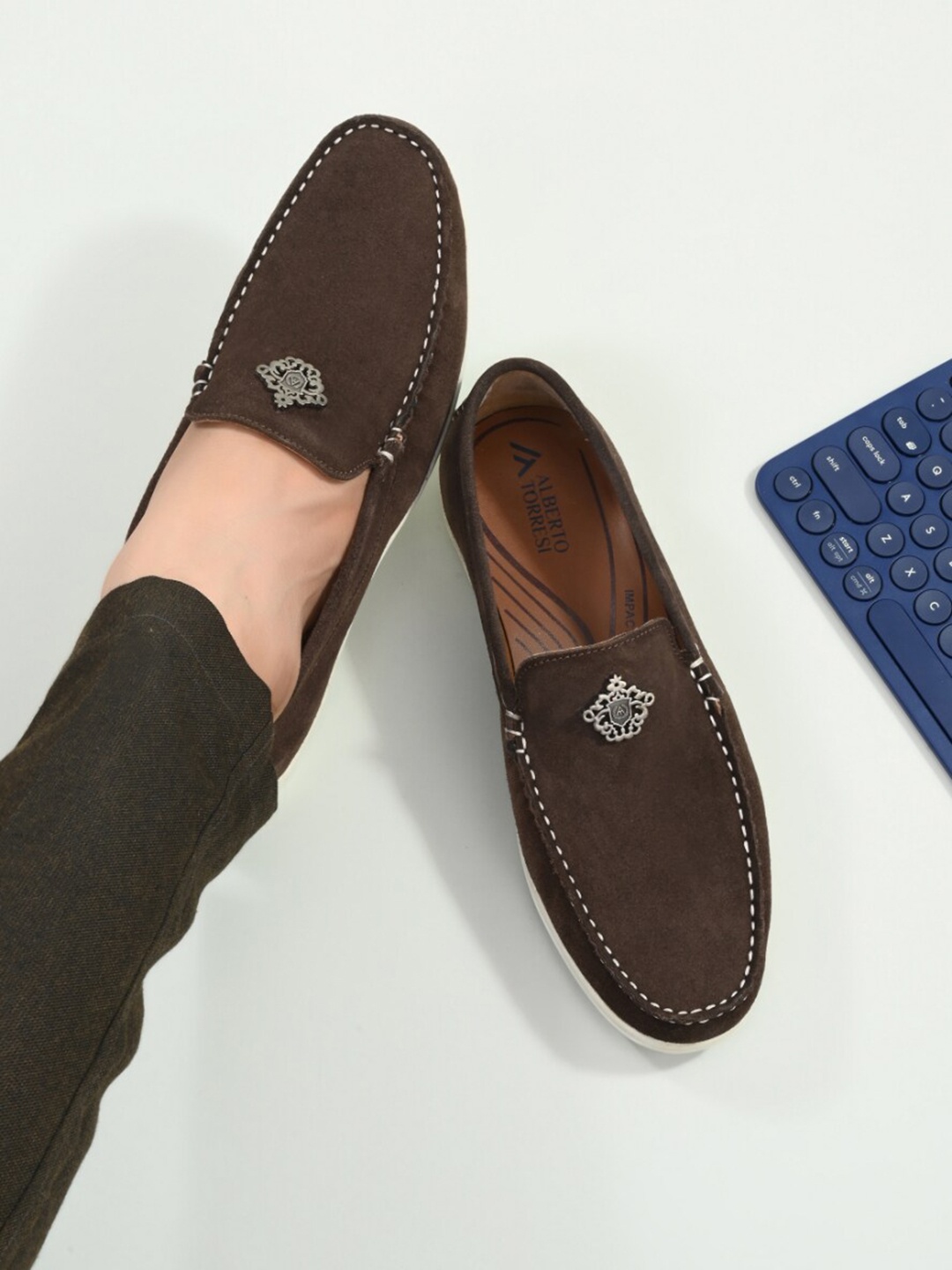 

Alberto Torresi Men Brown Suede Loafers