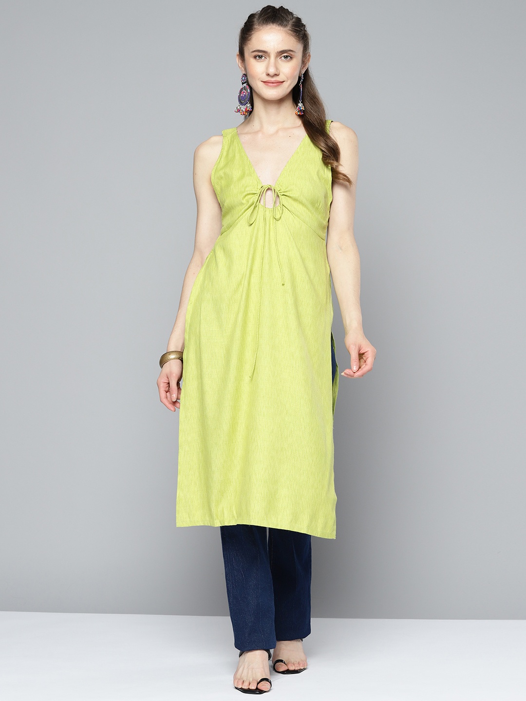 

HERE&NOW Women Green Solid Sleeveless Kurta