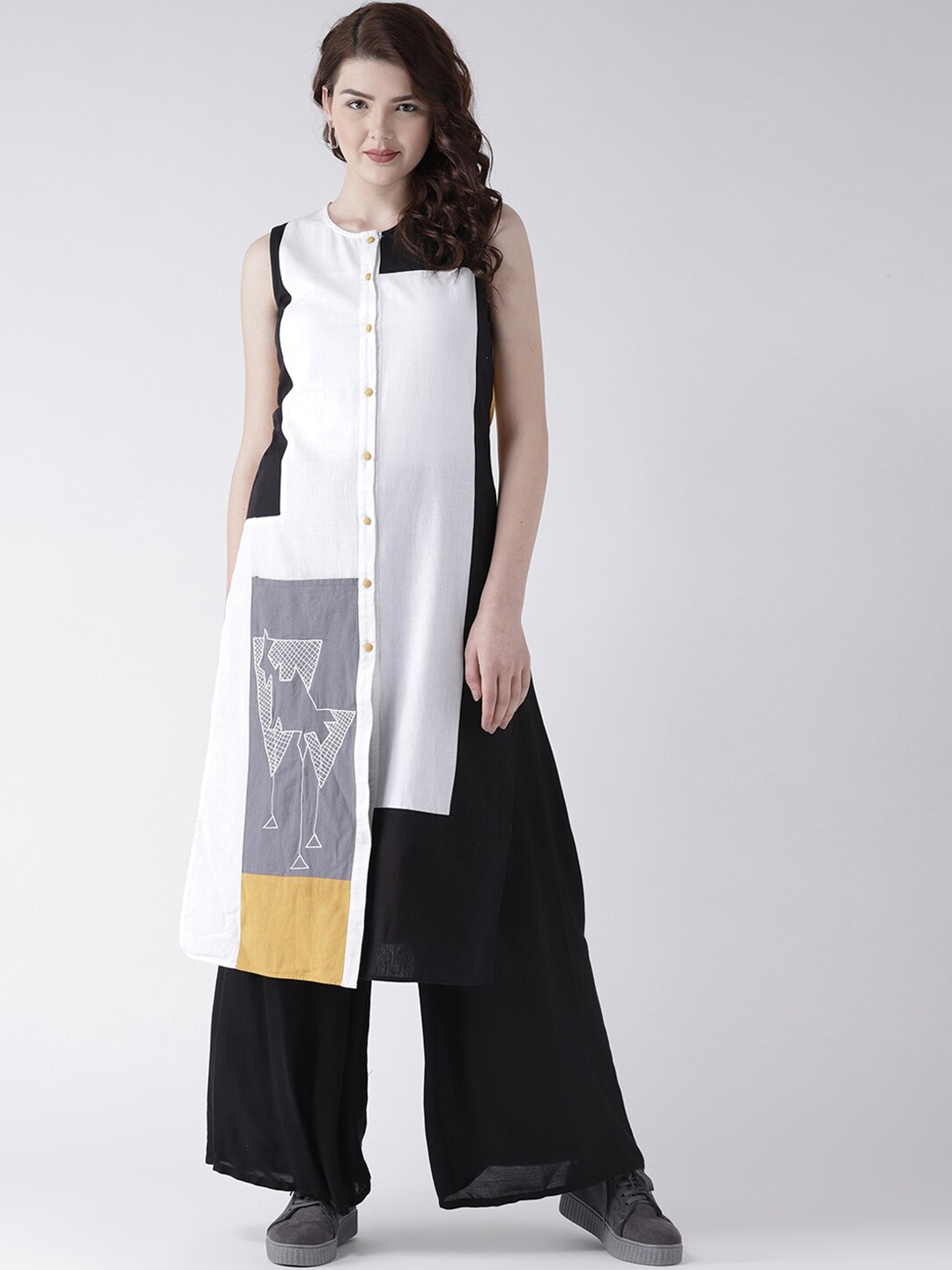 

DODO & MOA Women White & Black Kurta