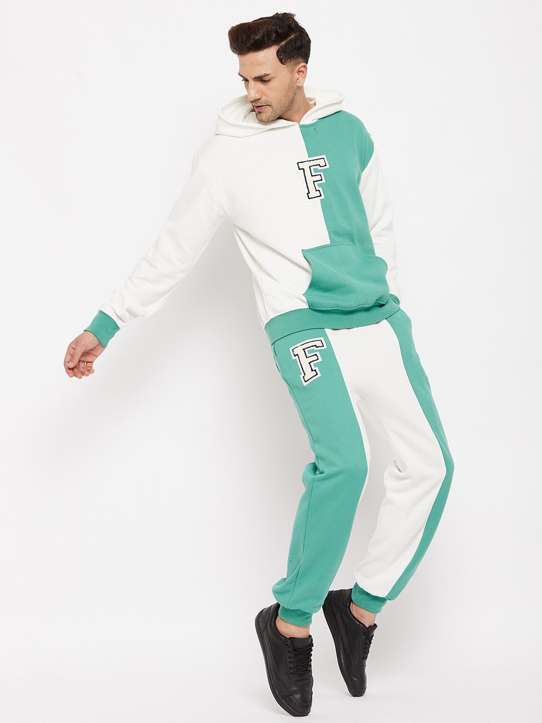 

FUGAZEE Men Green & White Colourblocked Hooded Pure Cotton Sweatshirt