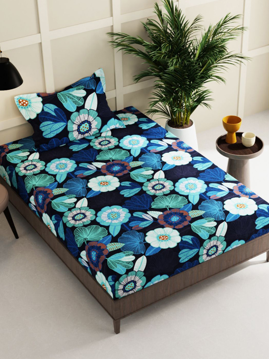 

BIANCA Blue & White Floral 150 TC Single Bedsheet with 1 Pillow Cover