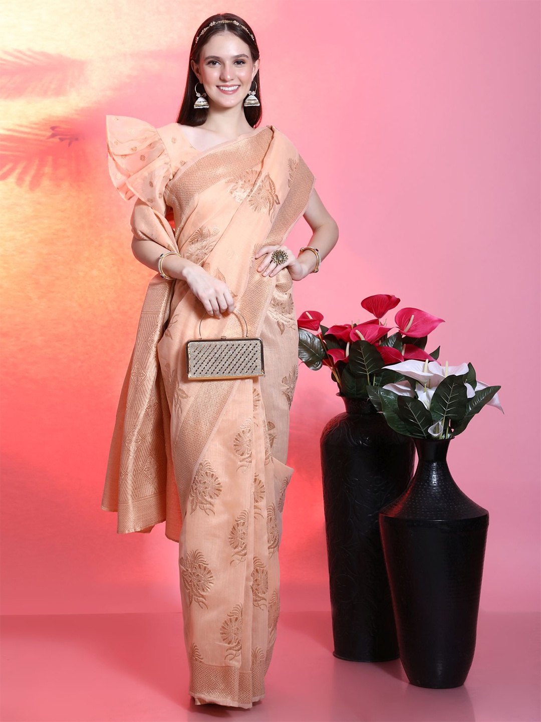 

AVANSHEE Peach-Coloured & Gold-Toned Floral Zari Linen Blend Saree