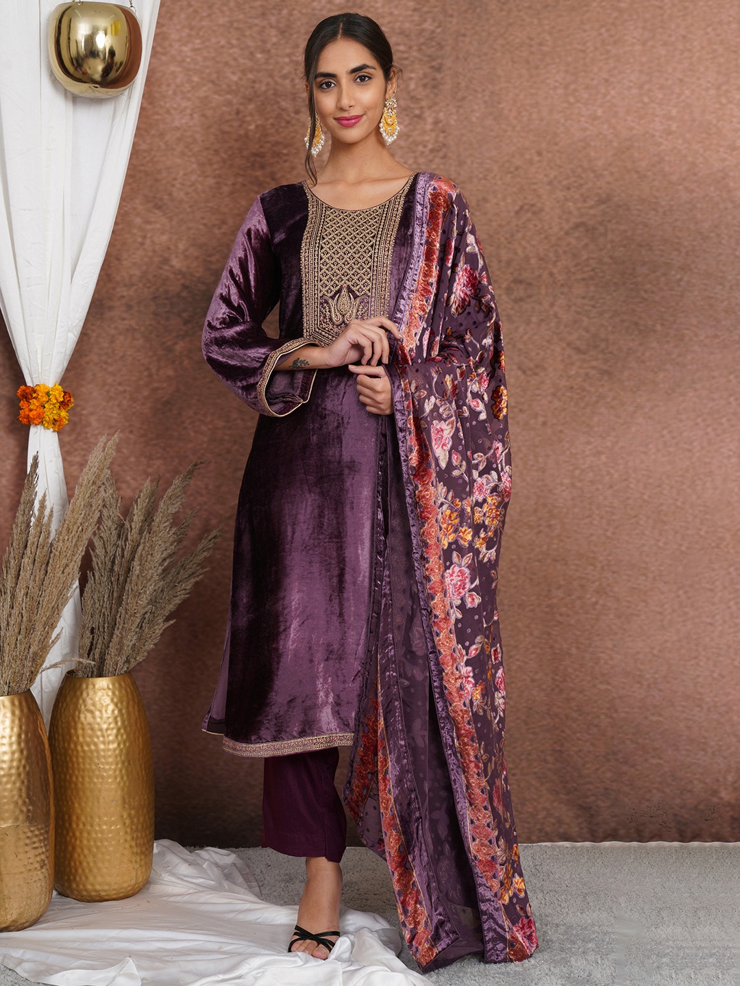 

Stylee LIFESTYLE Women Purple & Gold Embroidered Velvet Unstitched Dress Material