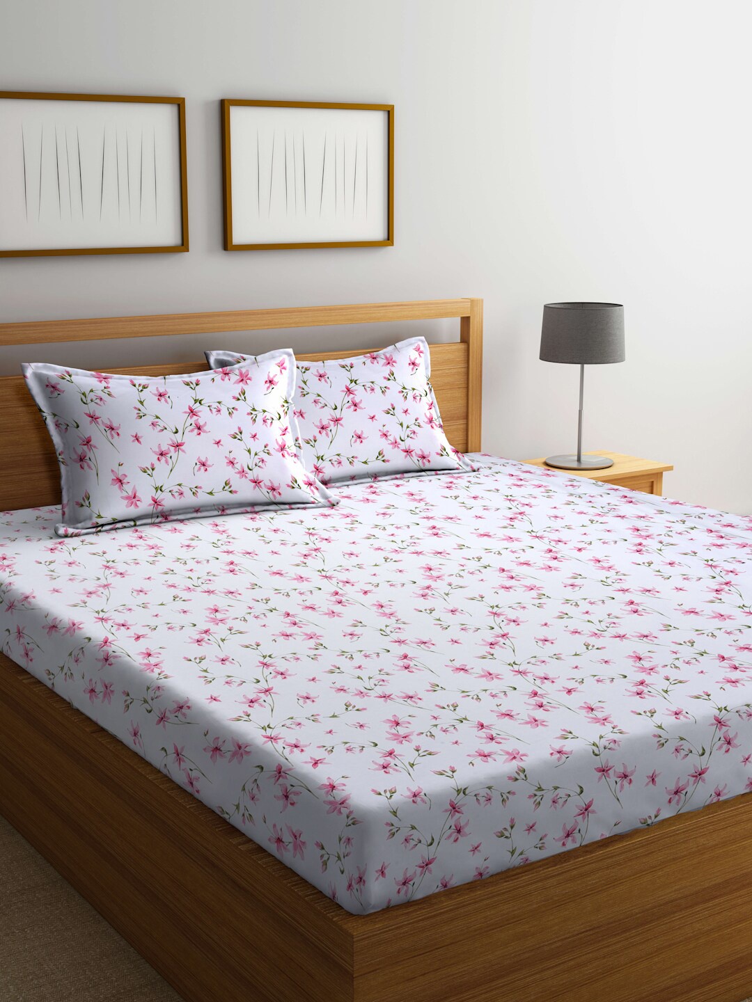 

BOMBAY DYEING White & Pink Floral 160 TC Queen Bedsheet with 2 Pillow Covers