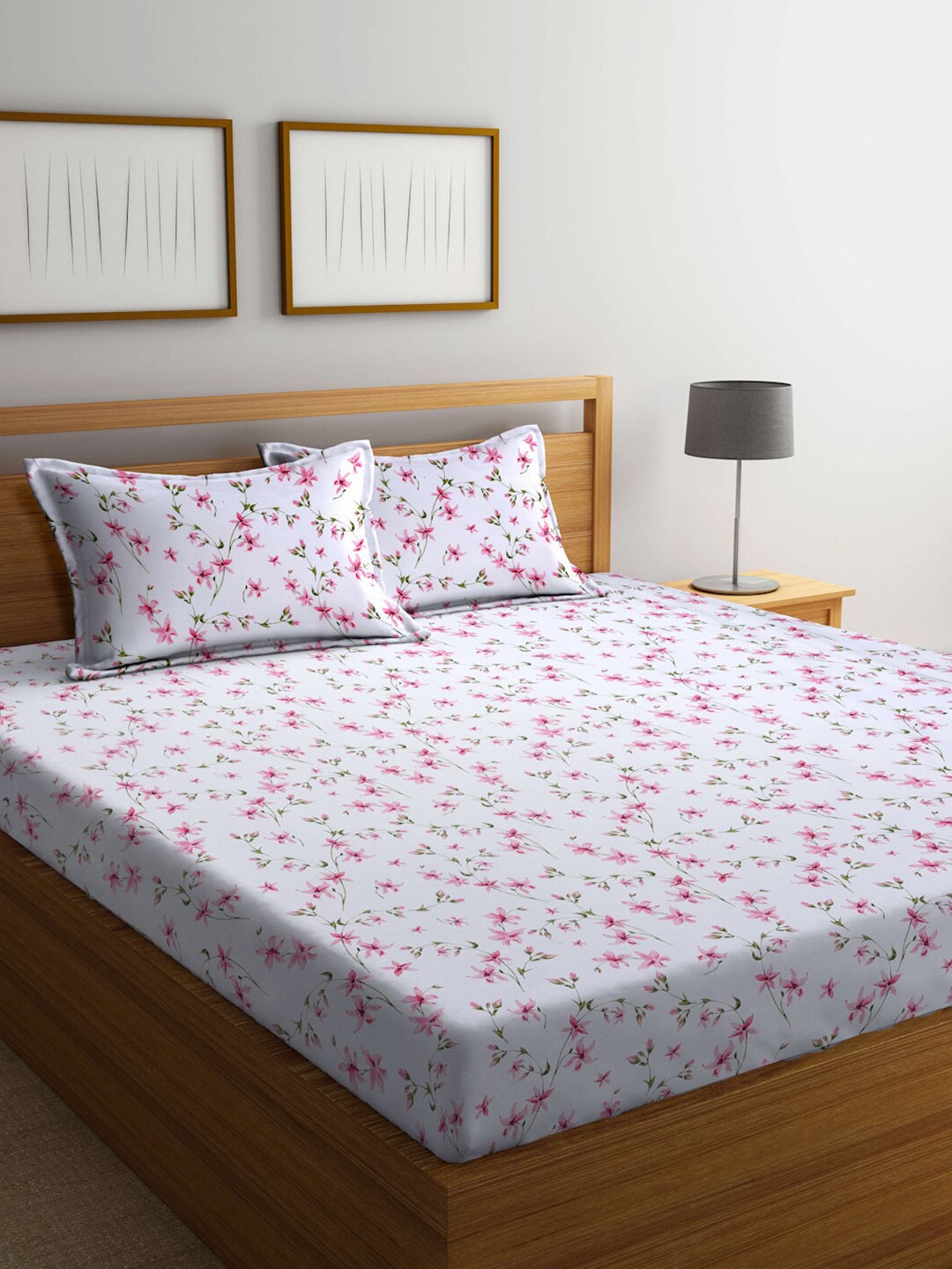 

BOMBAY DYEING Pink & White Floral 160 TC Cotton King Bedsheet with 2 Pillow Covers