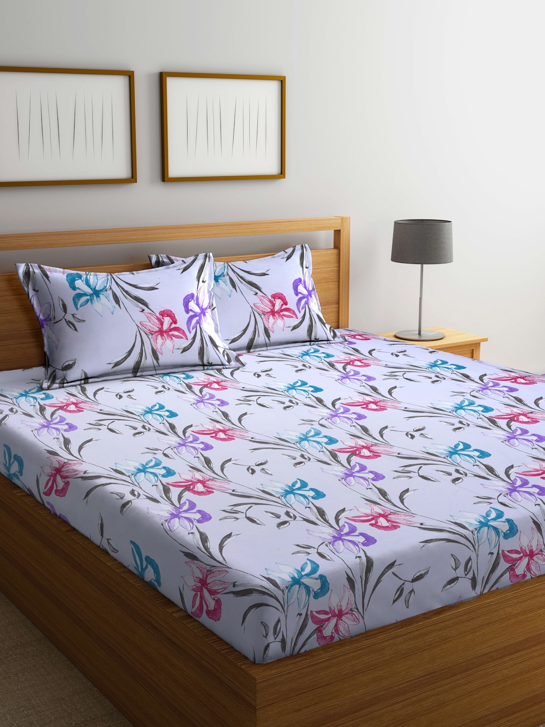 

BOMBAY DYEING Blue & Green Floral Printed 160 TC Queen Bedsheet with 2 Pillow Covers