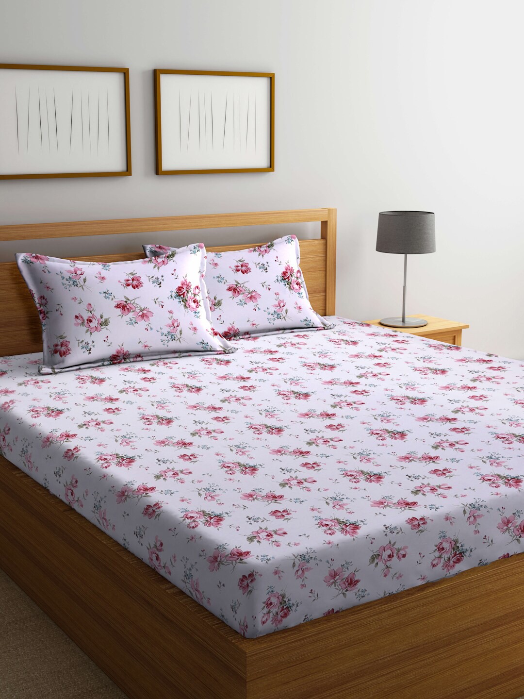 

BOMBAY DYEING Pink & Lavender Floral 160 TC King Bedsheet with 2 Pillow Covers