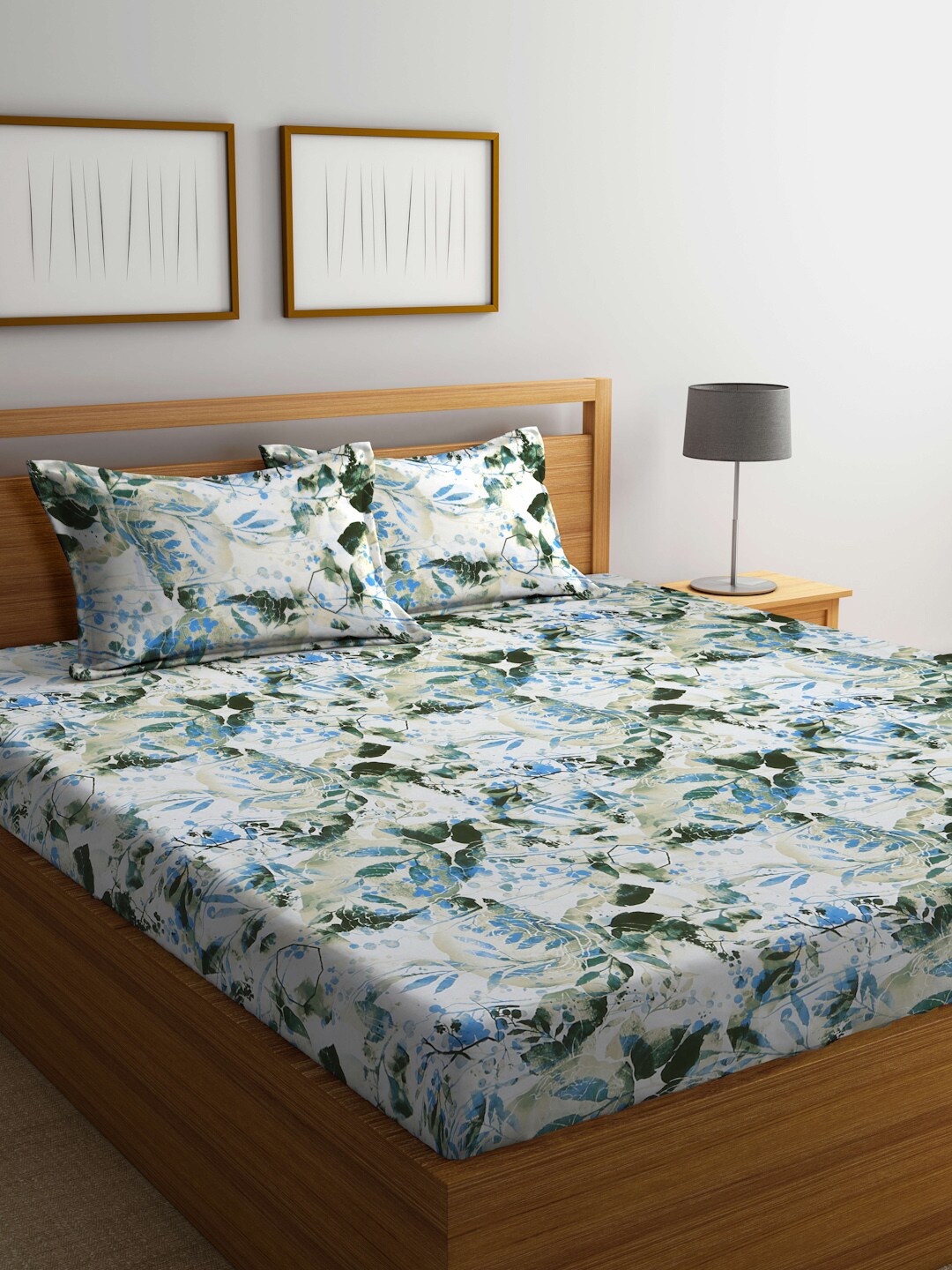 

BOMBAY DYEING White & Green Floral 144 TC Queen Bedsheet with 2 Pillow Covers