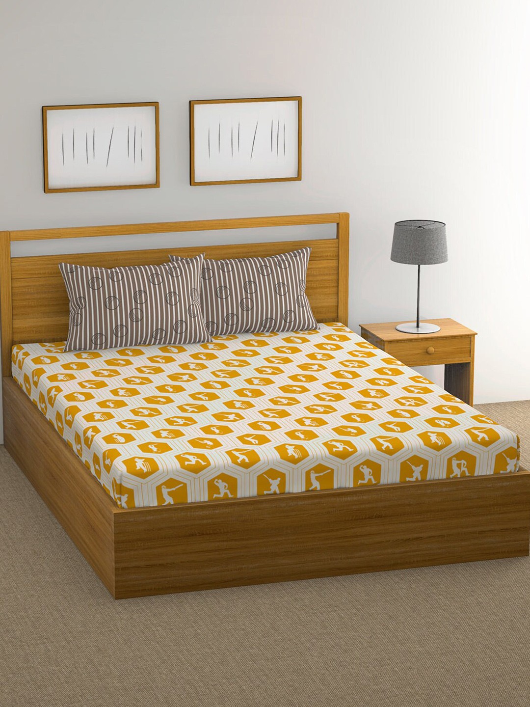 

Athome by Nilkamal Mustard & White Queen Bedsheet with 2 Pillow Covers