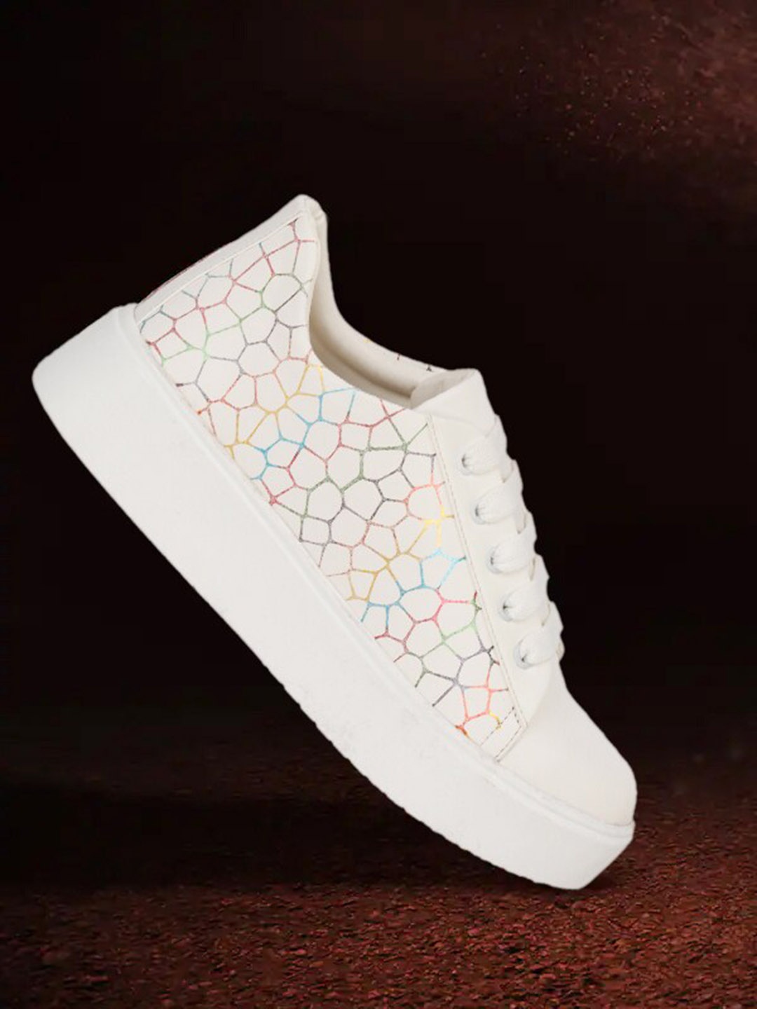 

XE Looks Women White Printed Sneakers