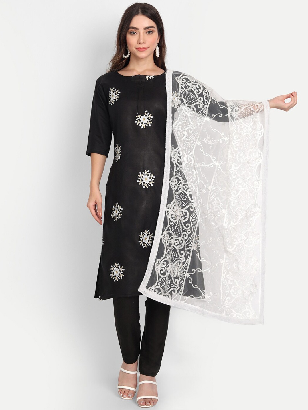 

AA-HA Women Black Floral Embroidered Thread Work Kurta with Trousers & With Dupatta