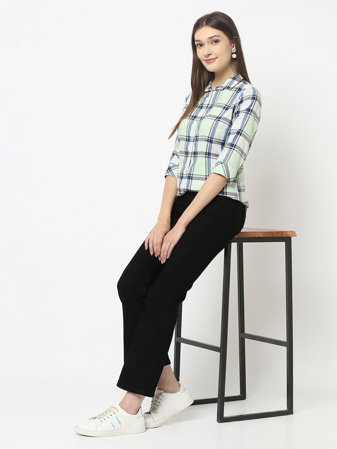 

Crimsoune Club Women Green Slim Fit Tartan Checks Checked Casual Shirt
