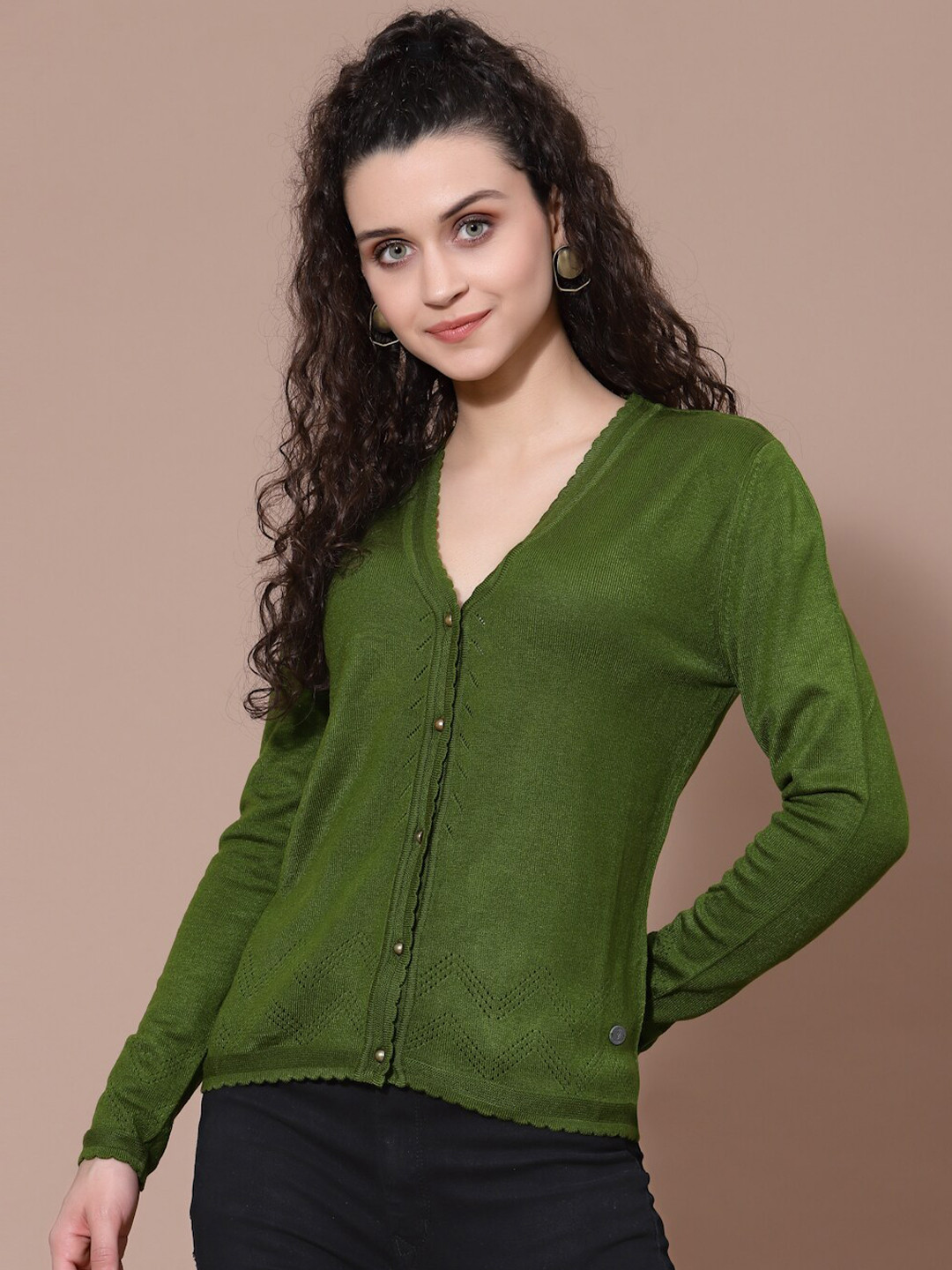 

Wool Trees Women Green Solid V-neck Acrylic Cardigan