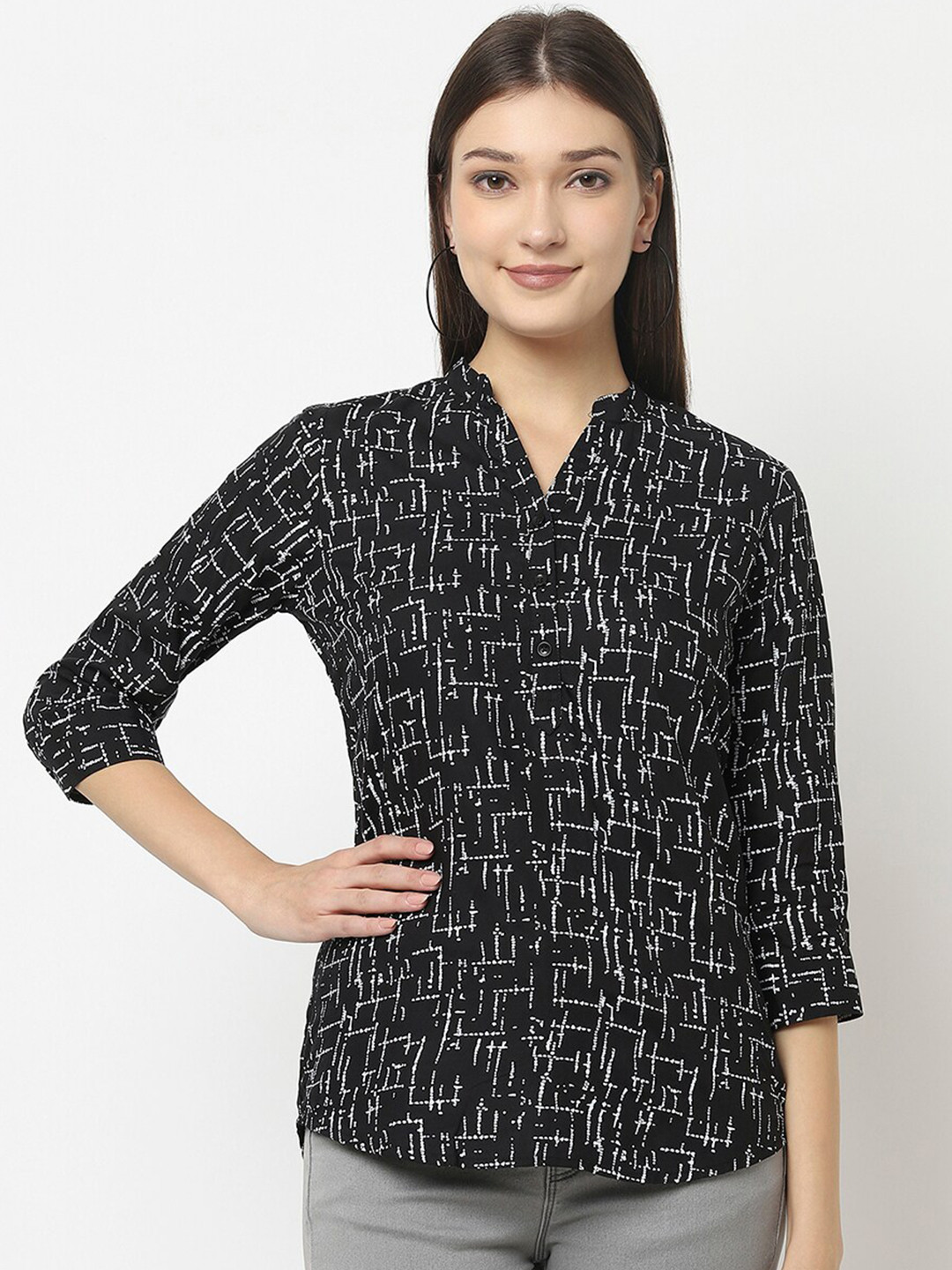 

Crimsoune Club Geometric Print Shirt Style Top, Black