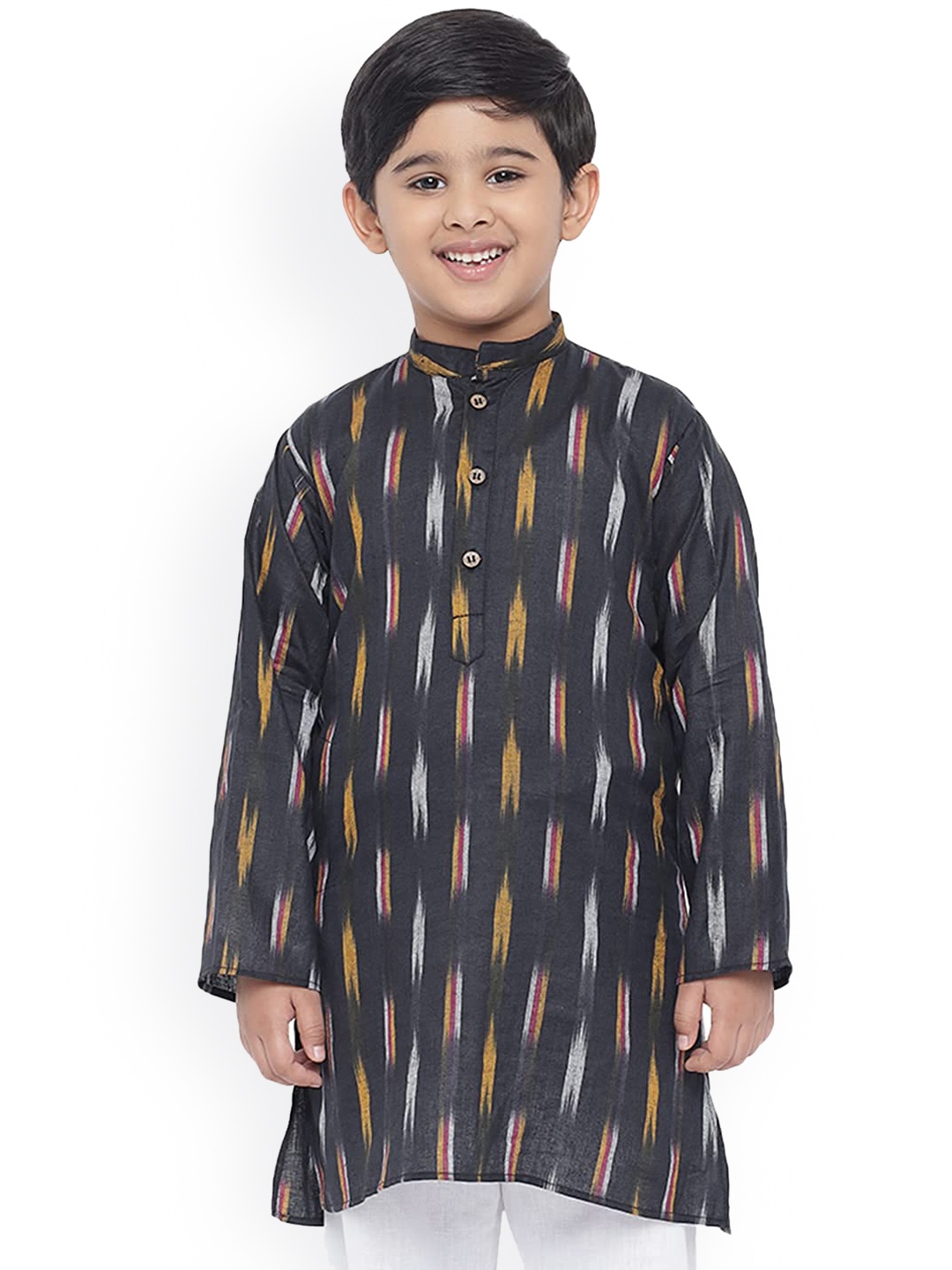 

Vastraa Fusion Boys Black Printed Kurta