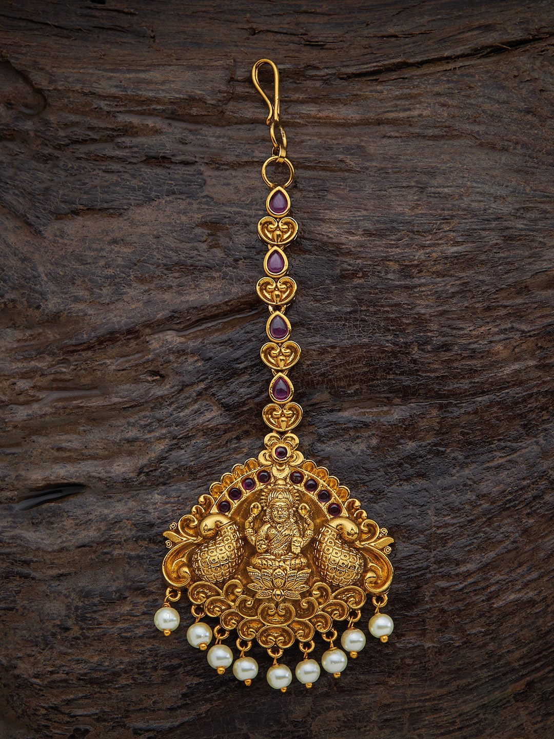 

Kushal's Fashion Jewellery Gold-Toned White & Red Stone-Studded & Pearl Beaded Maangtika