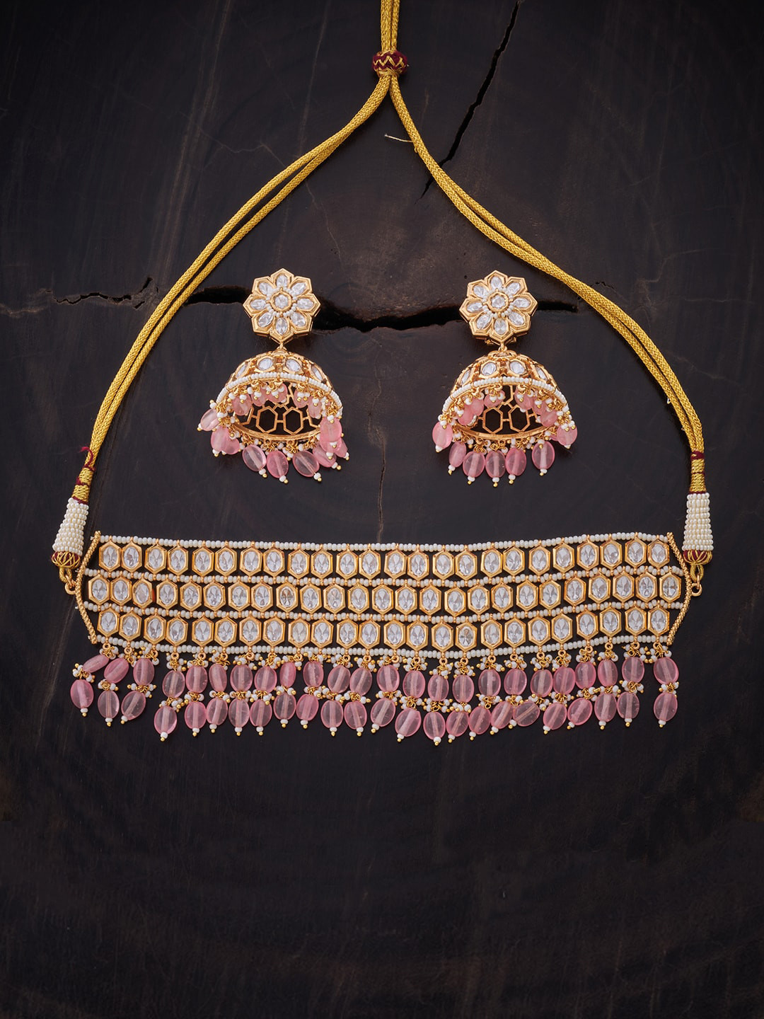

Kushal's Fashion Jewellery Women Gold-Toned White & Pearl Beaded Jewellery Set